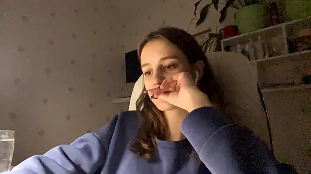 SweetieKatie's cam snapshot