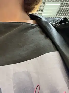 hani_obsessed's cam snapshot