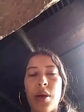 Tinaa18Love's web cam