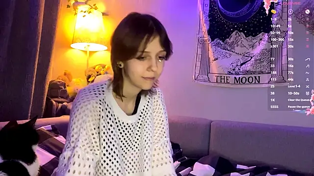 UrSweetieLuna's cam snapshot