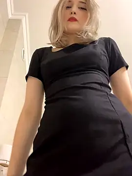 YunnaTyan live sex cam