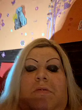 ducicsajsziii's cam snapshot