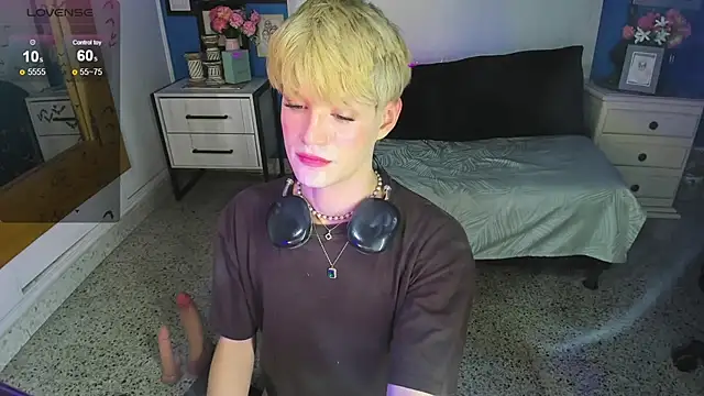 VladHellsing4 live sex cam