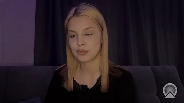 AmmaHorny's cam snapshot