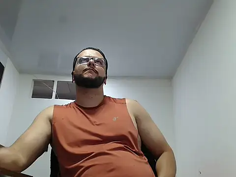 YourDreams17's cam snapshot