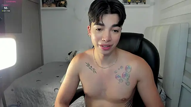 santy7v7 live sex cam