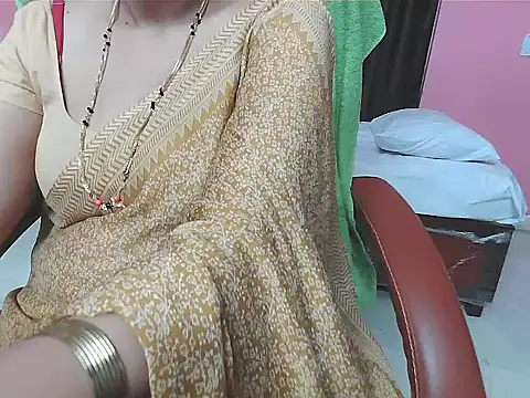 sunitha-3 live sex cam