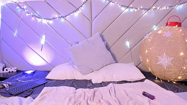 little_kris1's cam snapshot