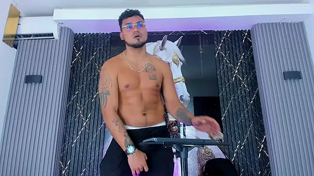 handsome_boys22's cam snapshot