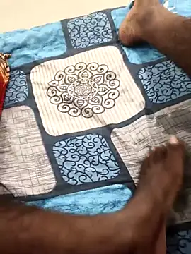 Chanderi19's cam snapshot