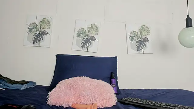 Ainoa_Pink's cam snapshot