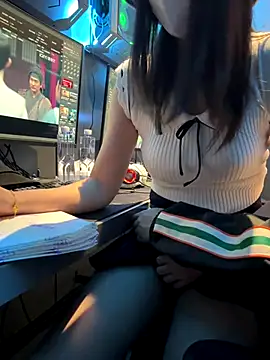 nideanbaby's cam snapshot