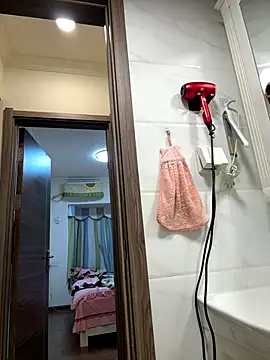 chick-888 live sex cam