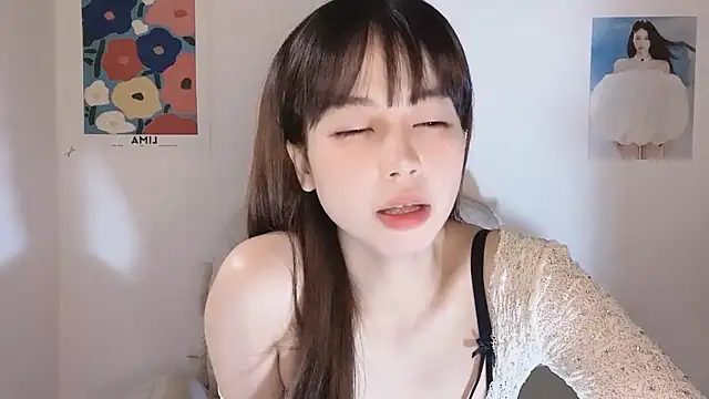 -Hottie's cam snapshot