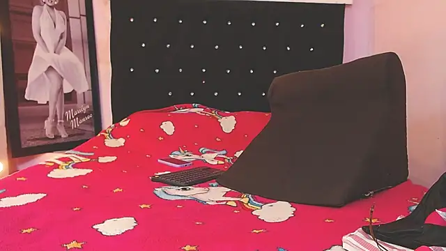 kittybonxx's cam snapshot