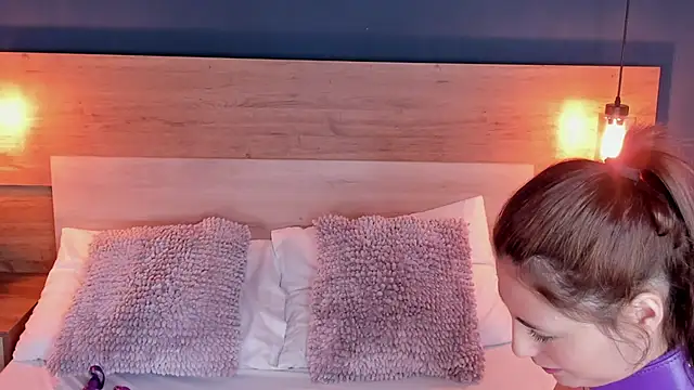 SusanAdams1's cam snapshot