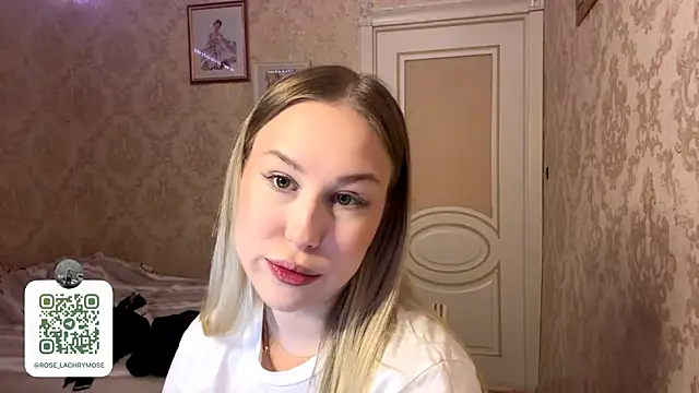 Rose_Lachrymose's cam snapshot