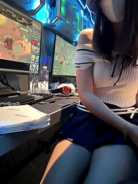 nideanbaby's cam snapshot