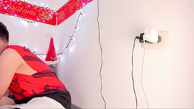 lara_and_danny's cam snapshot