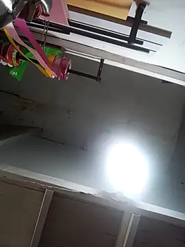 VivienAndClark's cam snapshot