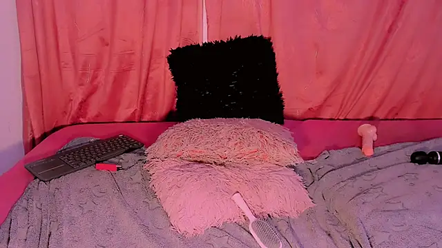 Mariana-ofc live sex cam