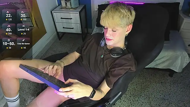 VladHellsing4 live sex cam