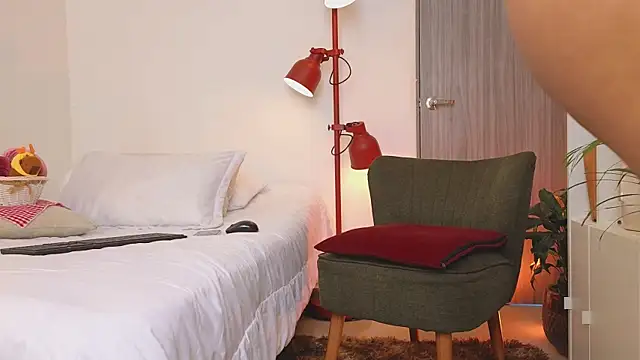 Tommyfoxboy live sex cam