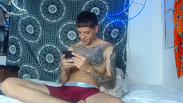 Adam_hard_ live sex cam