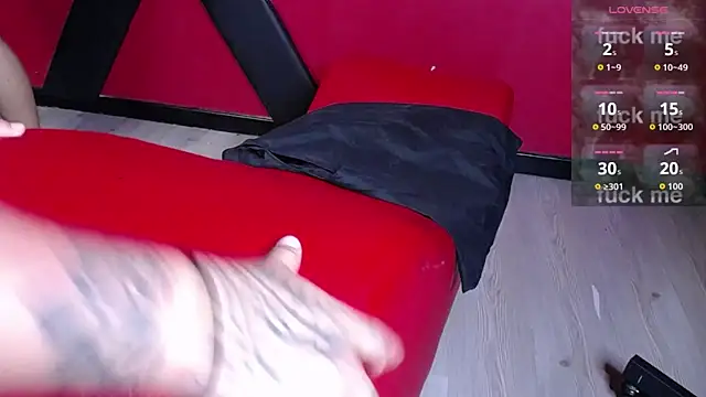 Jackson_n_Scarlett's cam snapshot