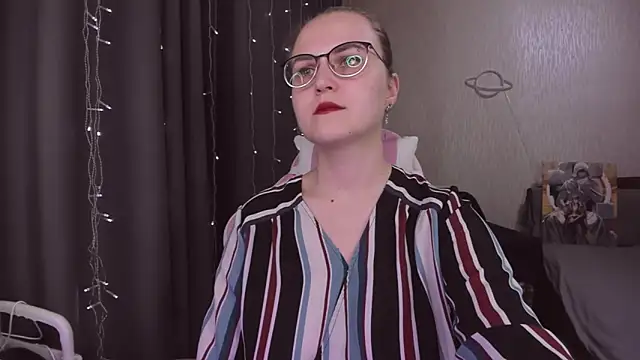 MissBrightShine's cam snapshot