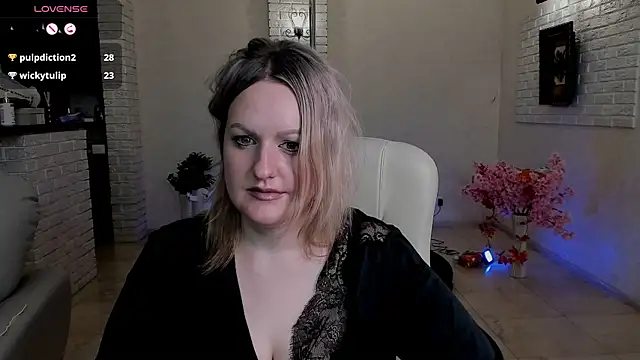 MariemLui's cam snapshot