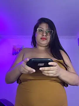 MiiaaJoness's cam snapshot