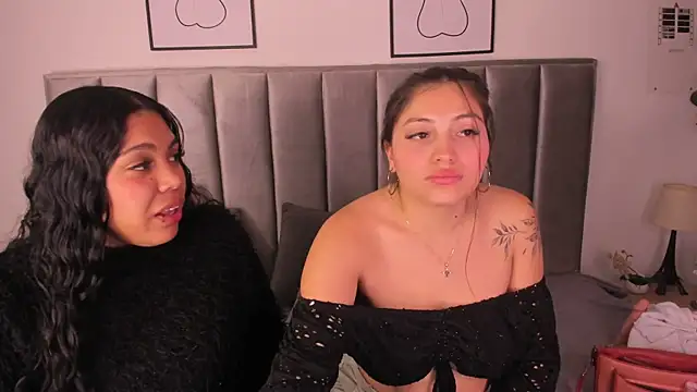 Kyra_Right's cam snapshot