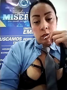 CRISTAL__11's cam snapshot