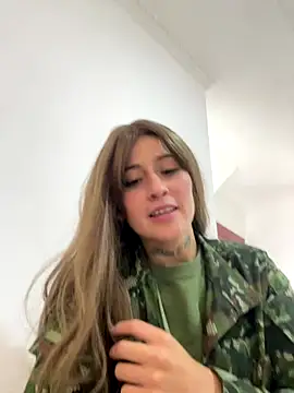 Miia_Hoot's cam snapshot