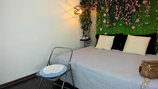 SarahDeyvis's cam snapshot