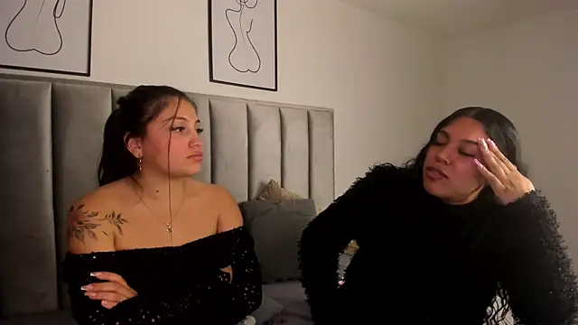 Kyla_Left's cam snapshot