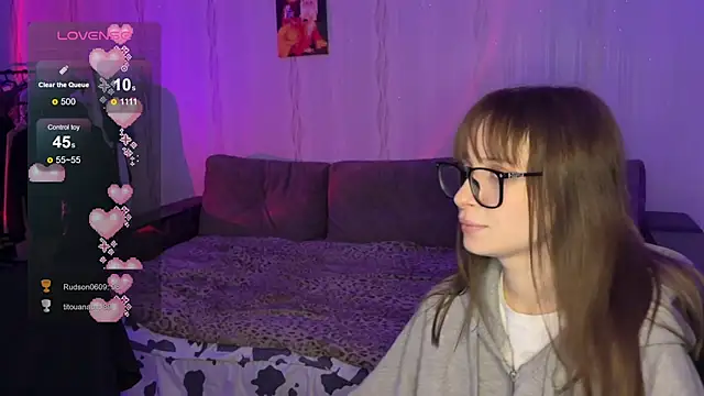 Romanhavesweetydick777's cam snapshot