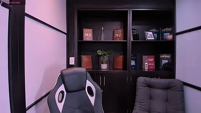 SharonQueen1's cam snapshot