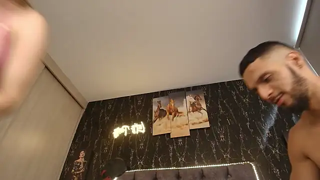 Cutetitslatin live sex cam