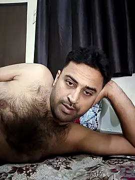 ITZ_GURU live sex cam