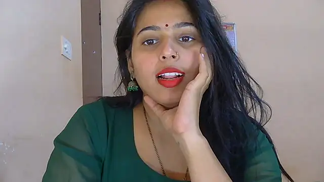 Cute-Simmi69 live sex cam