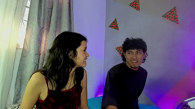 Laura_and_Kevin live sex cam