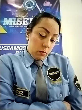 CRISTAL__11's cam snapshot