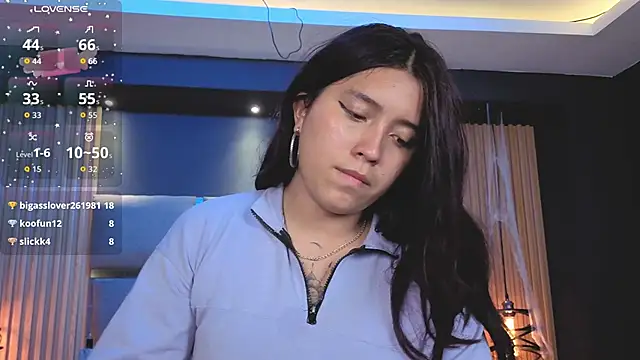 Emily_Roberts9's cam snapshot