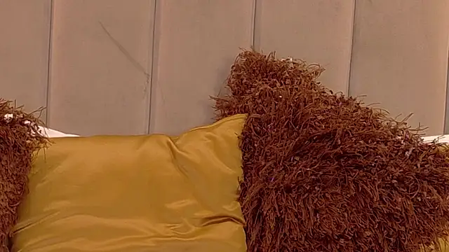 IrisDeLaVega_'s cam snapshot