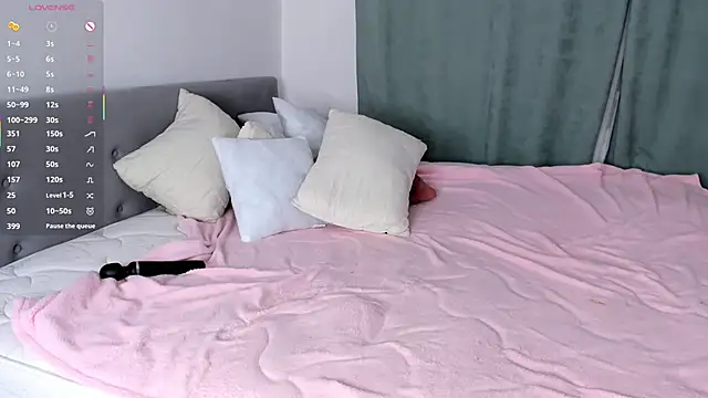 OdelynaFrake's cam snapshot