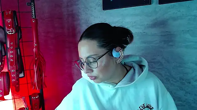 Alice_Sinclair_'s cam snapshot