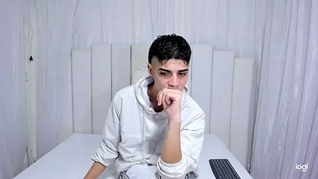 frank_jhonsson live sex cam