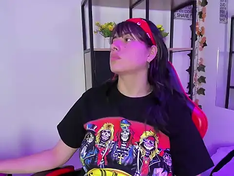 Violetta_Swett_'s cam snapshot